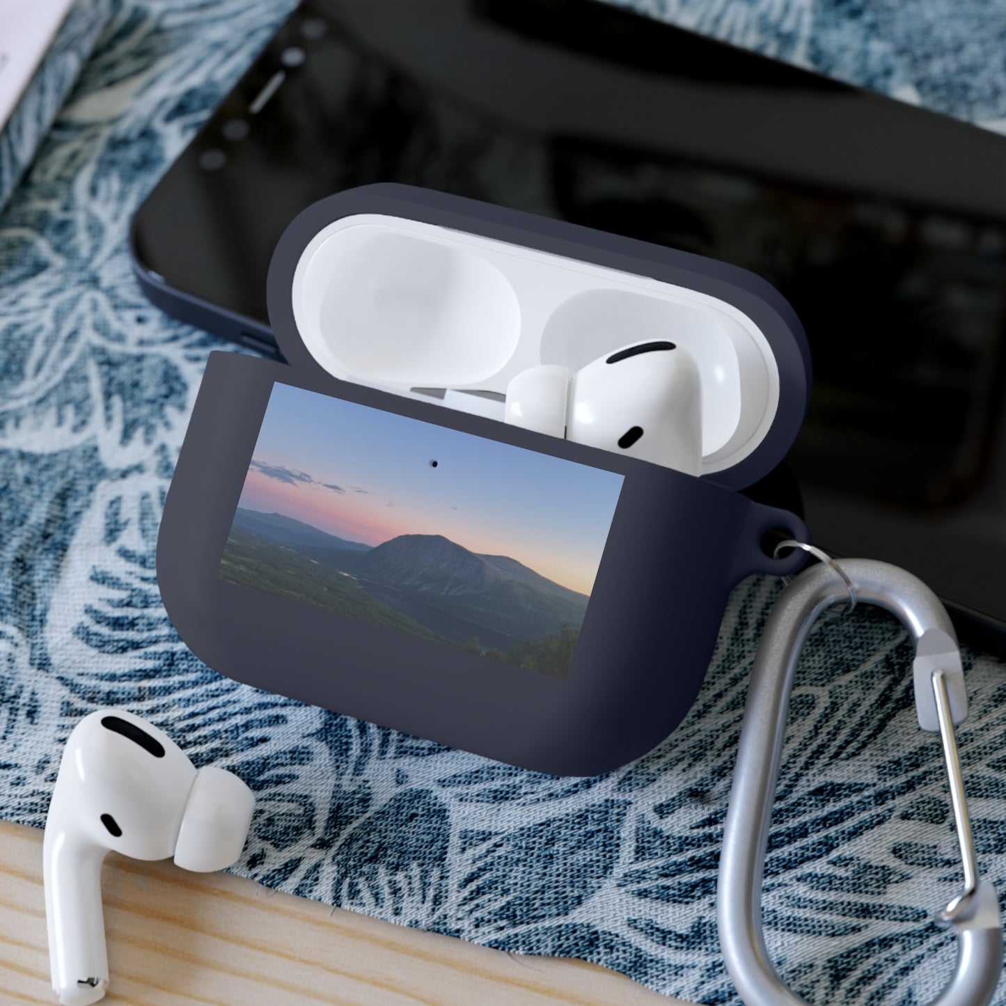 Borgahällan Sunset AirPods Case